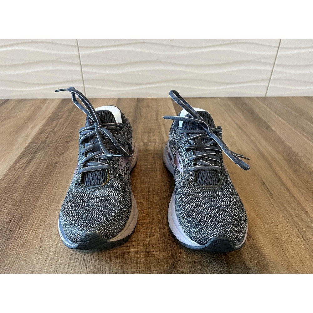 Brooks Adrenaline GTS 21 Shoes Womens 9.5 Gray Fleck Running Sneakers Support